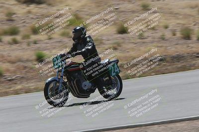 media/Apr-20-2025-AHRMA (Sun) [[393a79c373]]/Race/Group 8/Turn 4b/